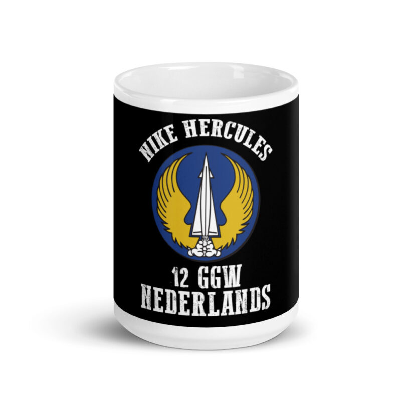 Netherlands 12 GGW Nike Mug - Image 2